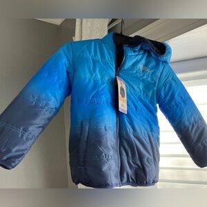 Eddie Bauer Reversible Boys Coat, Size 5/6, Brand new with tag